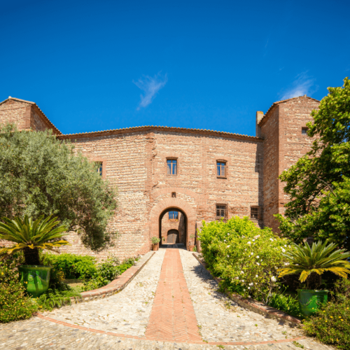 Château de Corneilla - Jonquères d'Oriola Vignobles